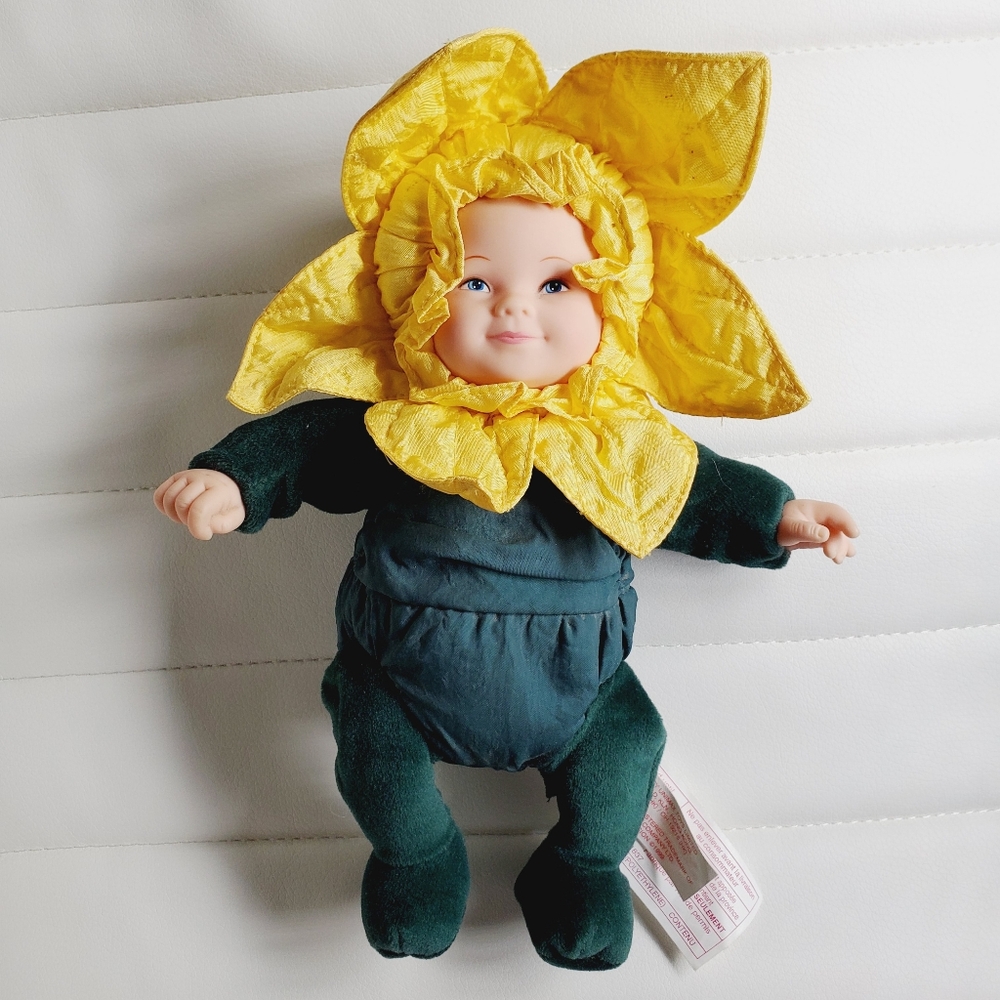 Vintage Anne Geddes Bean Filled Daffodil 9" Plush Doll 1999 Awake Blue Eyes